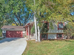 7200 Annapolis Cir N, Maple Grove, MN 55311