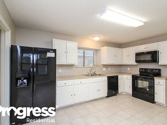 5th image of 1365 Roan Dr