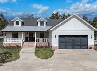 5812 E Mission Blvd, Fayetteville, AR 72703