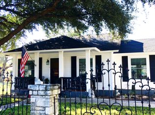 1621 Holly St, Austin, TX 78702