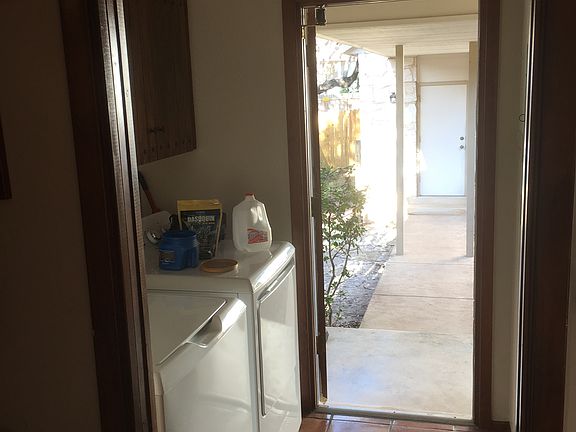 Laundry/Utility Room