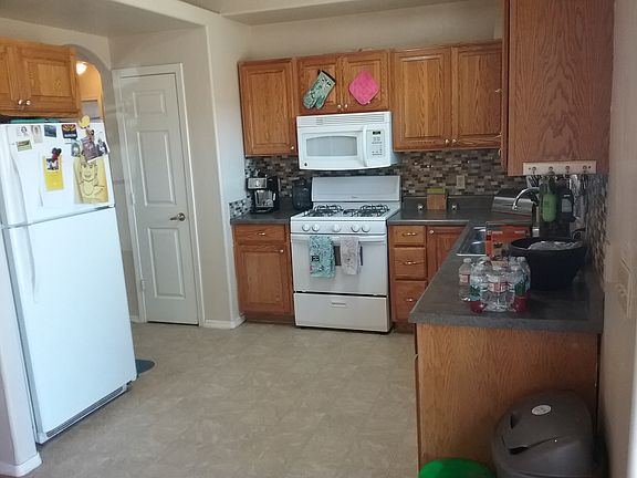 KITCHEN TOO