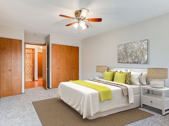 4th image of 1910 Colfax Ave S APT 5