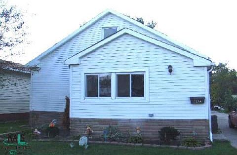 1st image of 17384 W Roseville Blvd