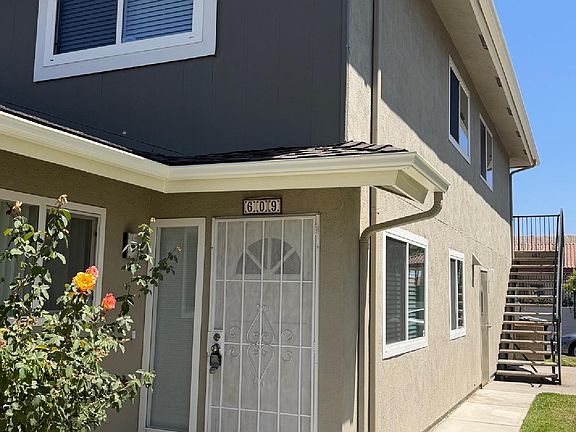 2nd image of 609 Avenida Del Platino