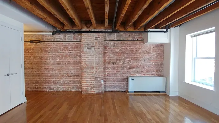 Rented by The Durst Organization | media 19