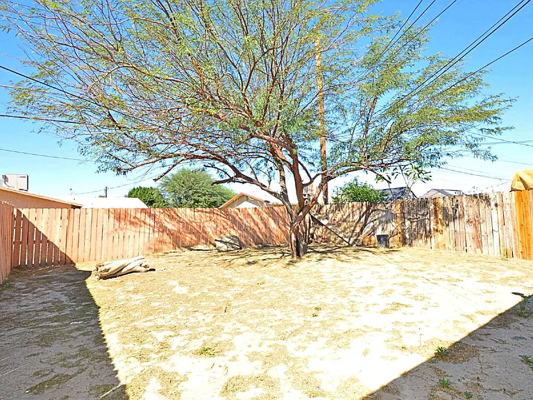43145 Kenya Dr #A — Photo 16