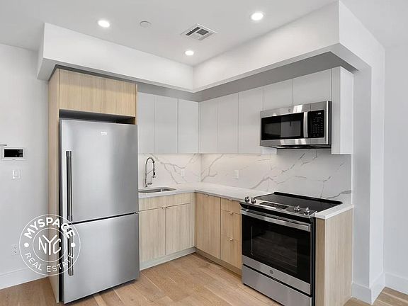 3rd image of 1170 Rogers Ave #3A