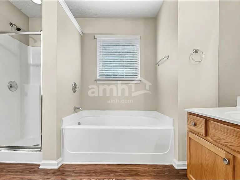 540 Gables Ct — Photo 13