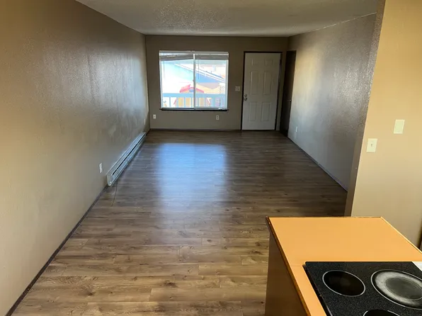 309 Division St #6, Grandview, WA 98930