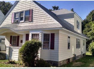 77 Rose St, Bridgeport, CT 06610