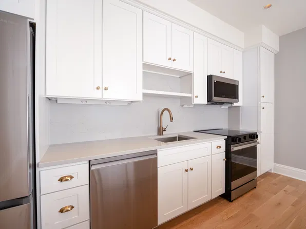 715 Washington Pl, Baltimore, MD
