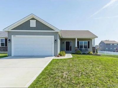 1006 Sweet River Dr, Saint Paul, MO, 63366