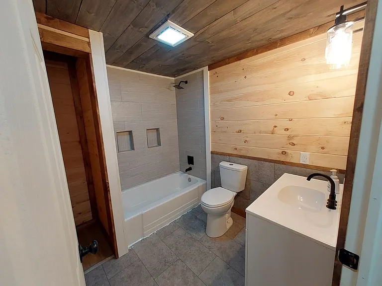 240 Ovid St — Photo 12