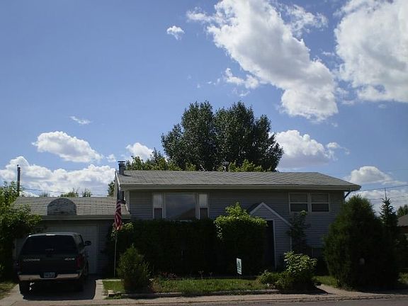 2nd image of 908 Downey St