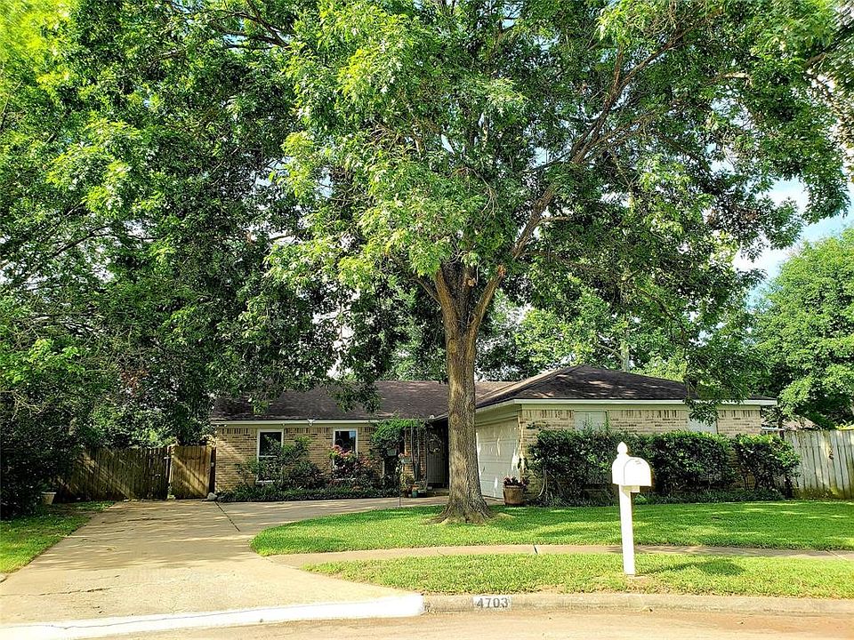 1st image of 4703 Loch Katrine Ct