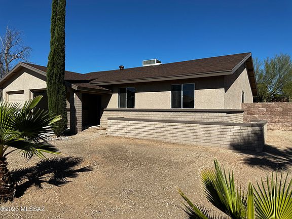 2nd image of 4747 W Wild Horse Dr