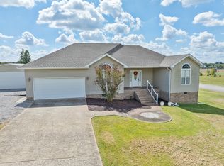 1910 Concord Ln, Hopkinsville, KY 42240