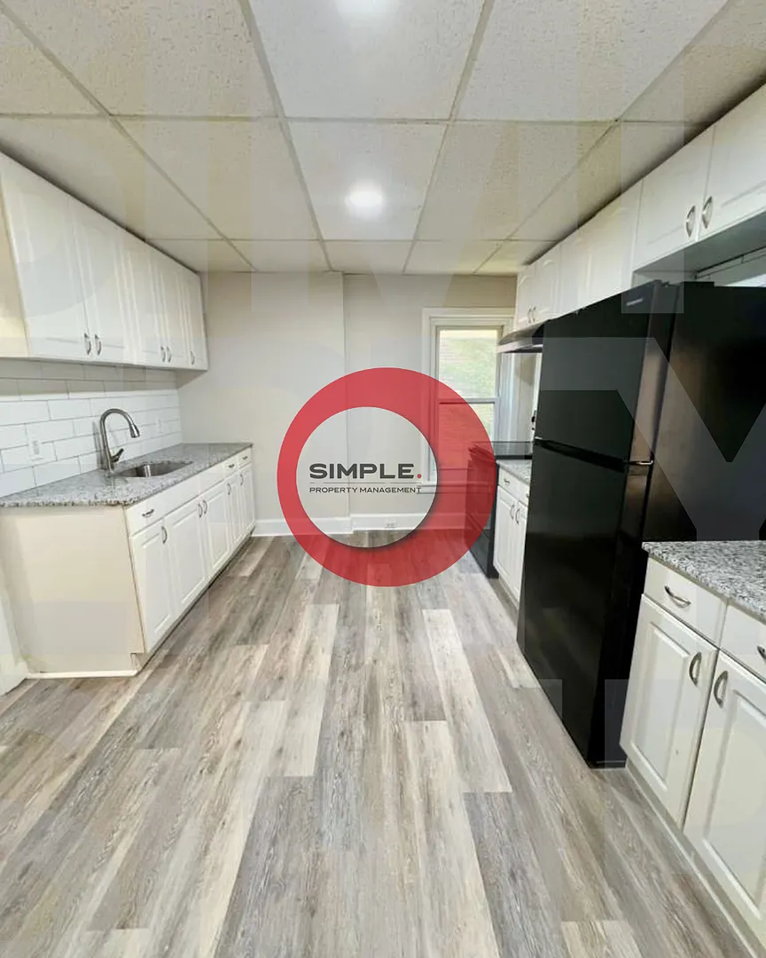 417 King Street — Photo 2