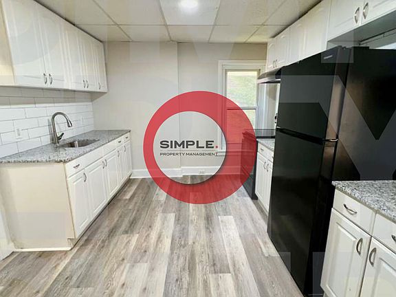 2nd image of 417 King St #A