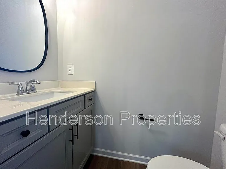512 Laurel Walk Ln — Photo 15