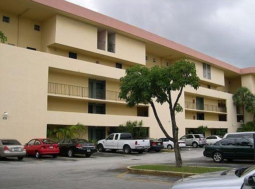 1st image of 840 NW 87th Ave APT 201
