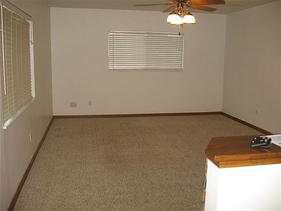 Tallant_move_out_009