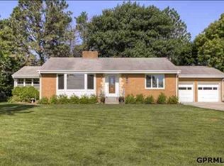 11206 N Post Rd, Omaha, NE 68112