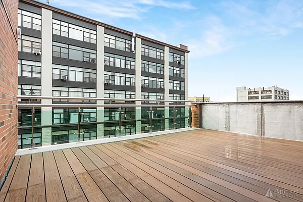 Rented by Anchor Associates | media 25