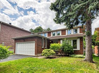 2027 Roy Ivor Cres, Mississauga, ON L5L 3N7