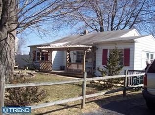 718 Seymour Rd, Bear, DE 19701