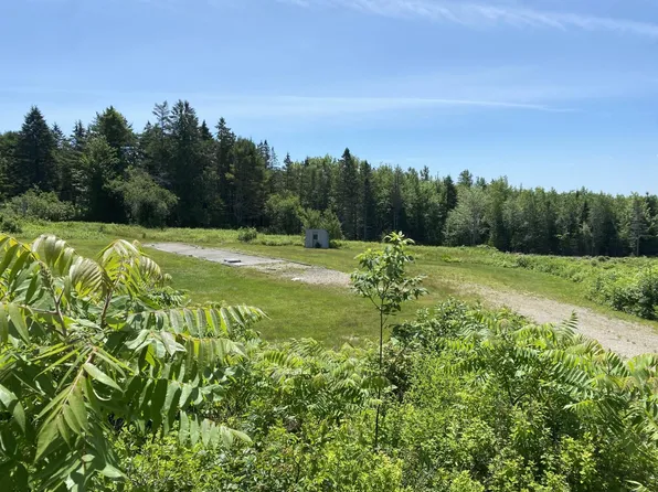 87 Rt 1, Gouldsboro, ME 04607