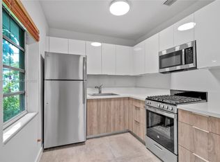 411 Santander Ave #4, Miami, FL 33134