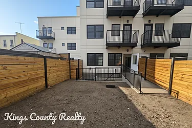 941 Brooklyn Avenue, #PH1