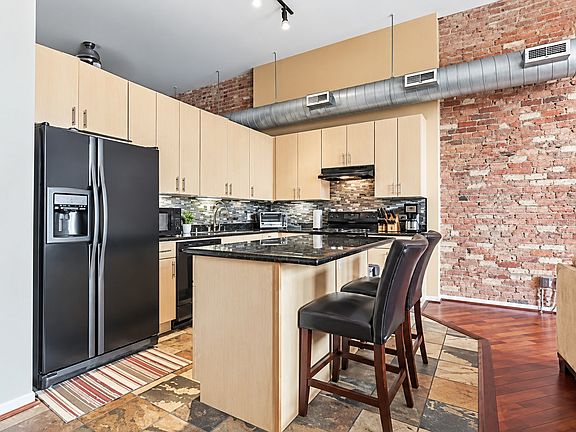 5th image of 1631 S Michigan Ave APT 214