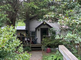 204 Railroad St, Utica, PA 16362