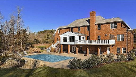 2nd image of 627 Walsing Dr