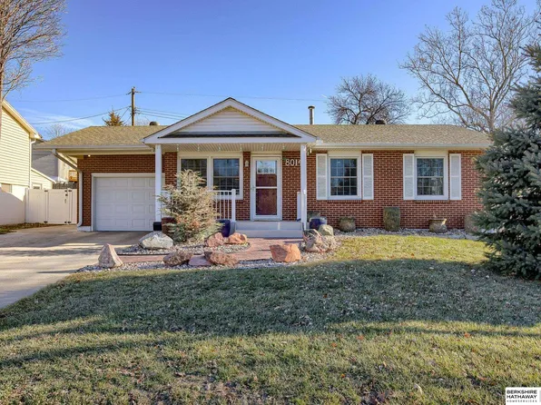 8014 Park View Blvd, La Vista, NE 68128
