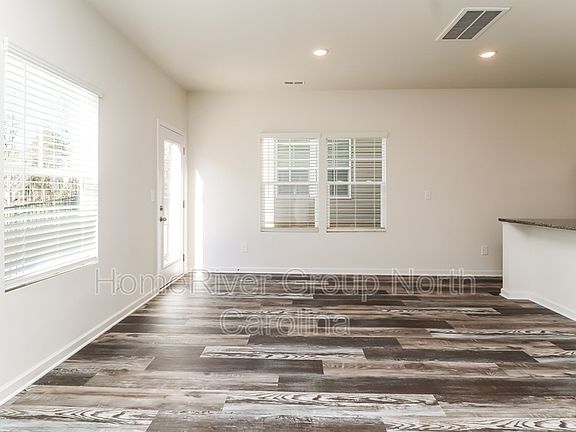 2nd image of 110B Fosters Glen Pl