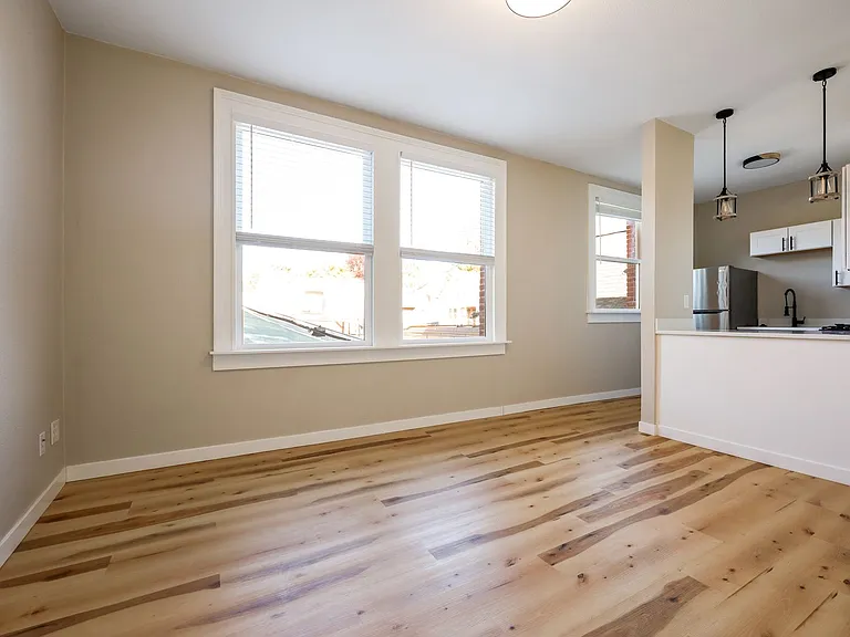 Sunnymot Apartments — Photo 3