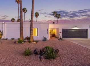 2807 E Laurel Ln, Phoenix, AZ 85028