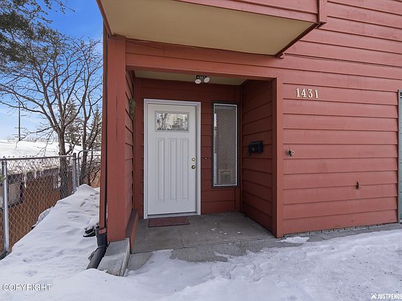 3rd image of 1431 F St #4