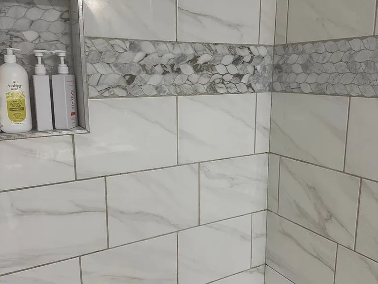7700 Chicago Ave — Photo 22