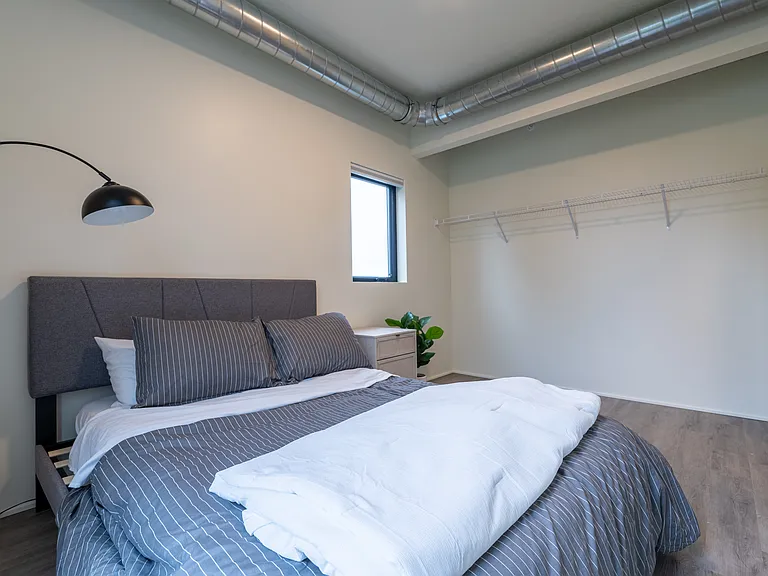 2716 Grand Ave S #204 — Photo 15