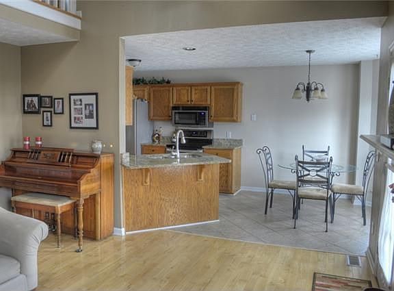 2nd image of 134 Cedar Forest Dr