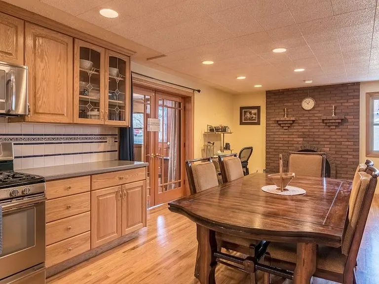 236 S Aileen Way — Photo 4