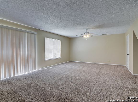 5th image of 10431 Canyon Vlg