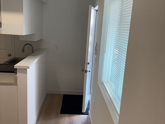 3rd image of 5561 Bonner Ave APT 11
