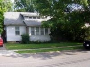 367 Summit Ave, Cedarhurst, NY