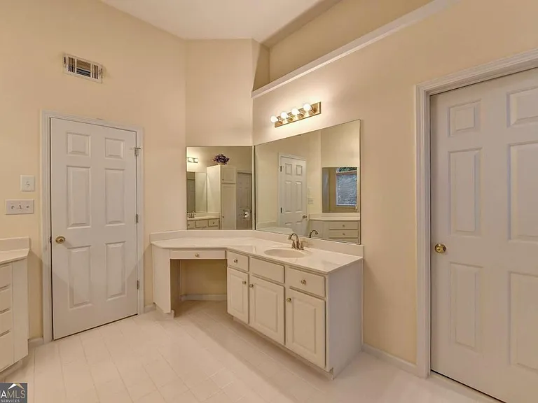 3615 Ansley Park Dr — Photo 45
